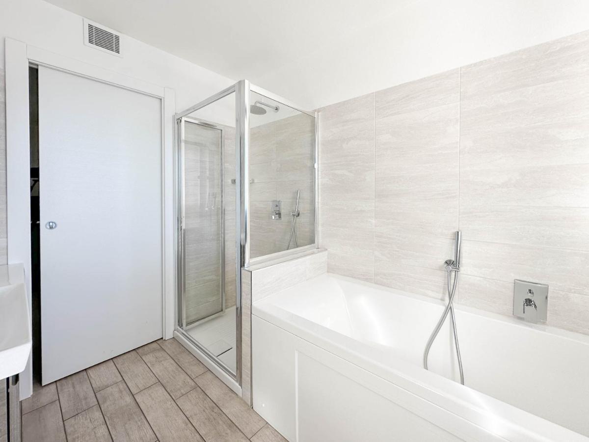 The View!!! By Design Studio Perledo Esterno foto